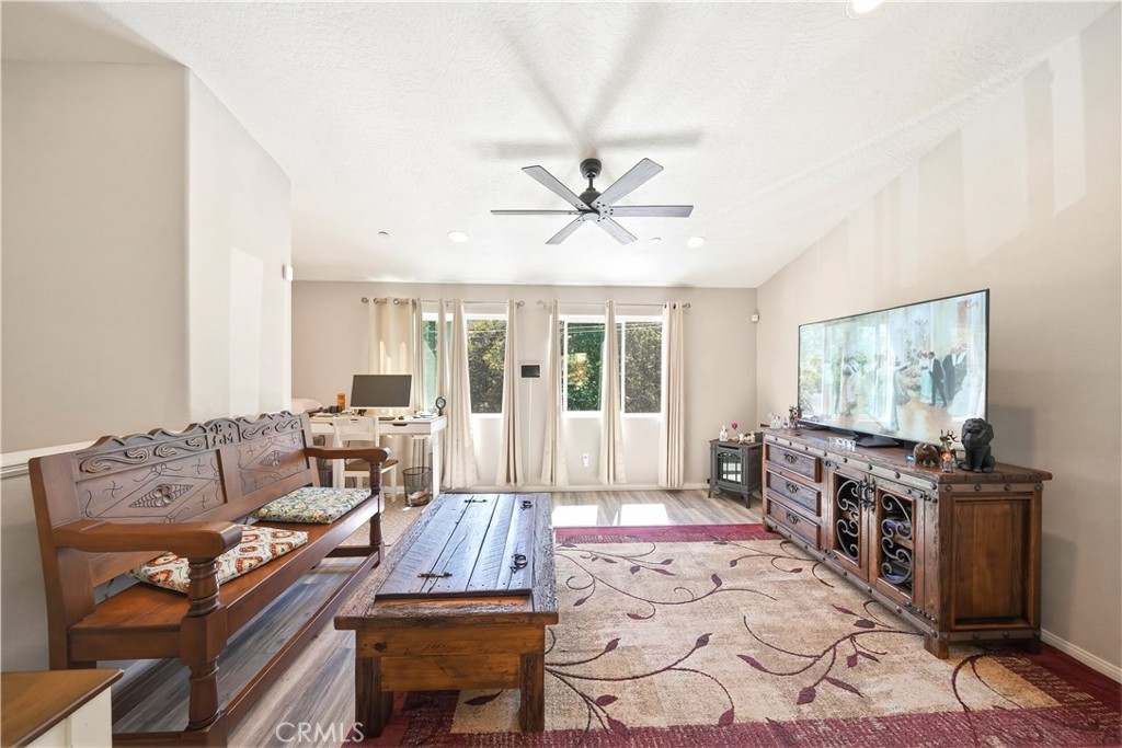 24743 Edelweiss Drive Property Photo 10
