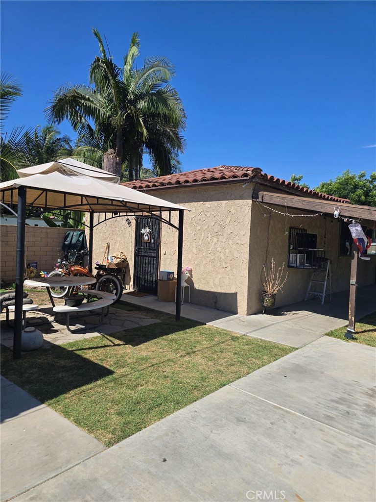 4018 Amistad Avenue Property Photo 4