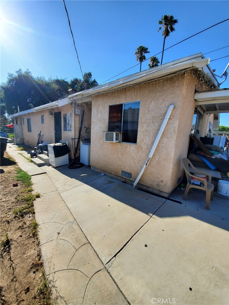 4110 Dwight Property Photo 6