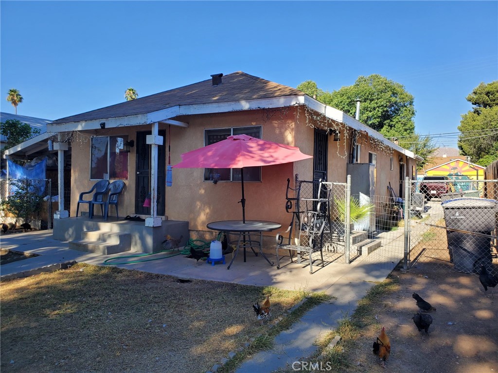 4110 Dwight Property Photo 7