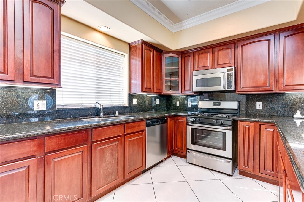 4326 Clara St. Property Photo 5