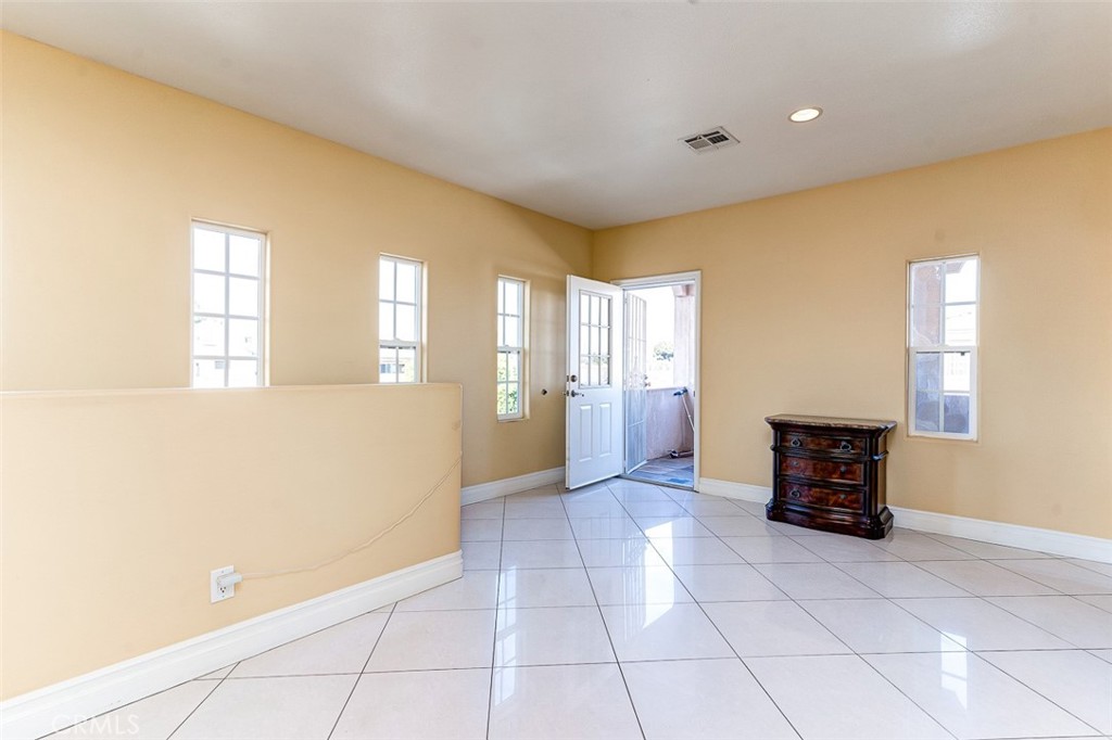4326 Clara St. Property Photo 19