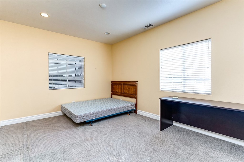 4326 Clara St. Property Photo 30
