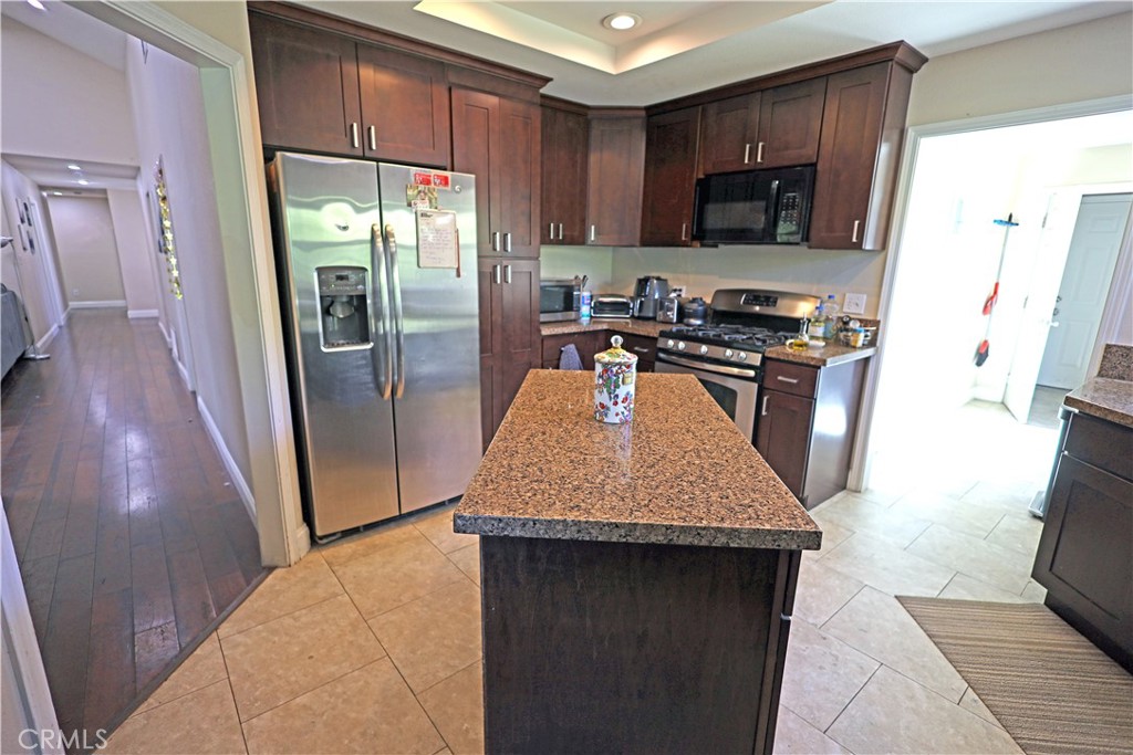 365 N Magnolia Property Photo 29