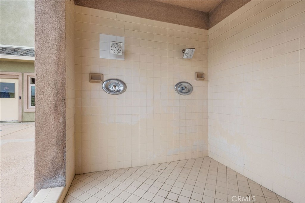 1381 S Walnut 2105 Property Photo 53