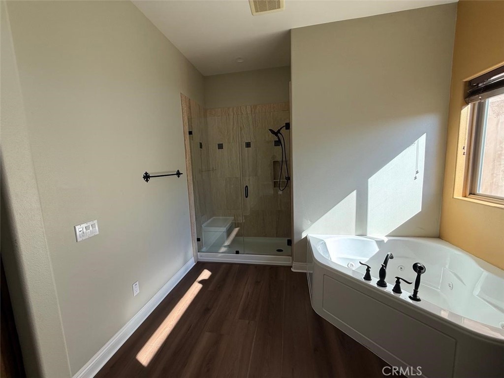 3000 Galaxie Heights Property Photo 8