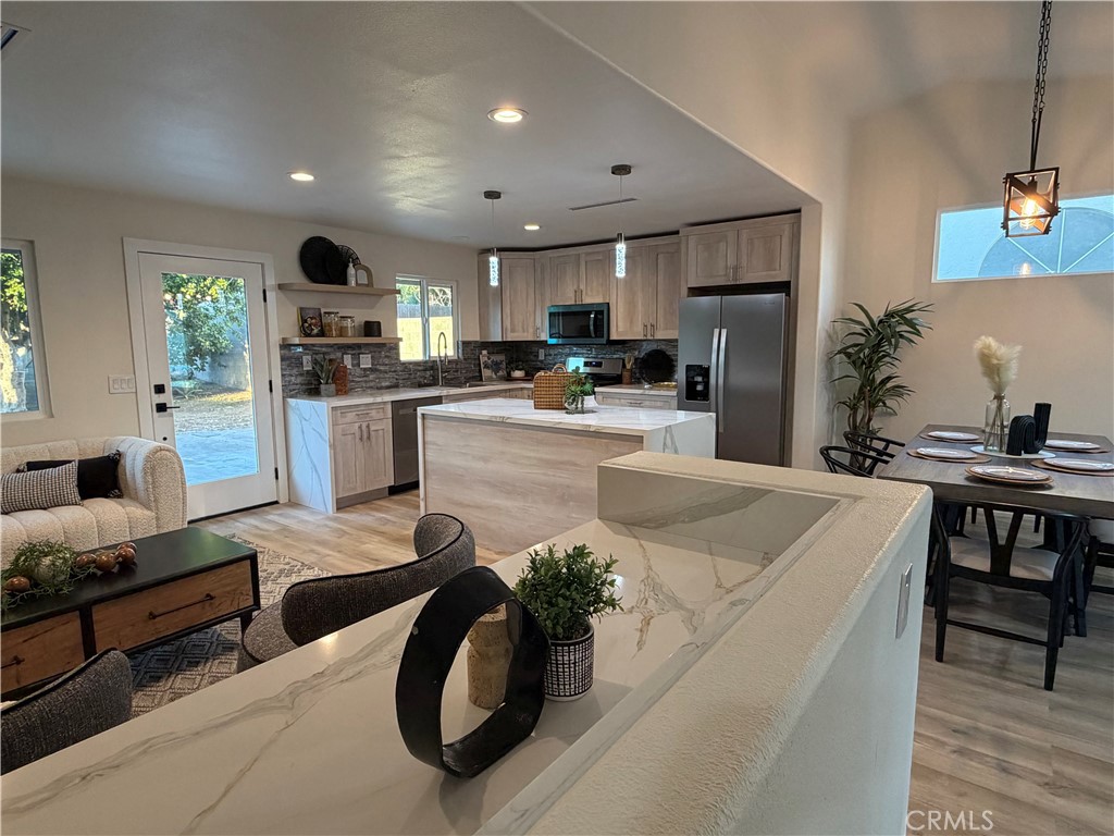 14958 Granada Avenue Property Photo 9