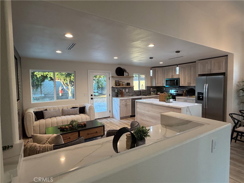 14958 Granada Avenue Property Photo 10