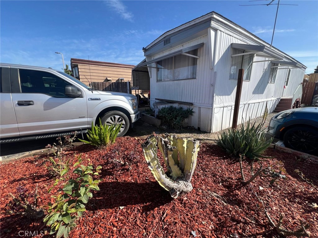 2191 Harbor Boulevard 75 Property Photo 4