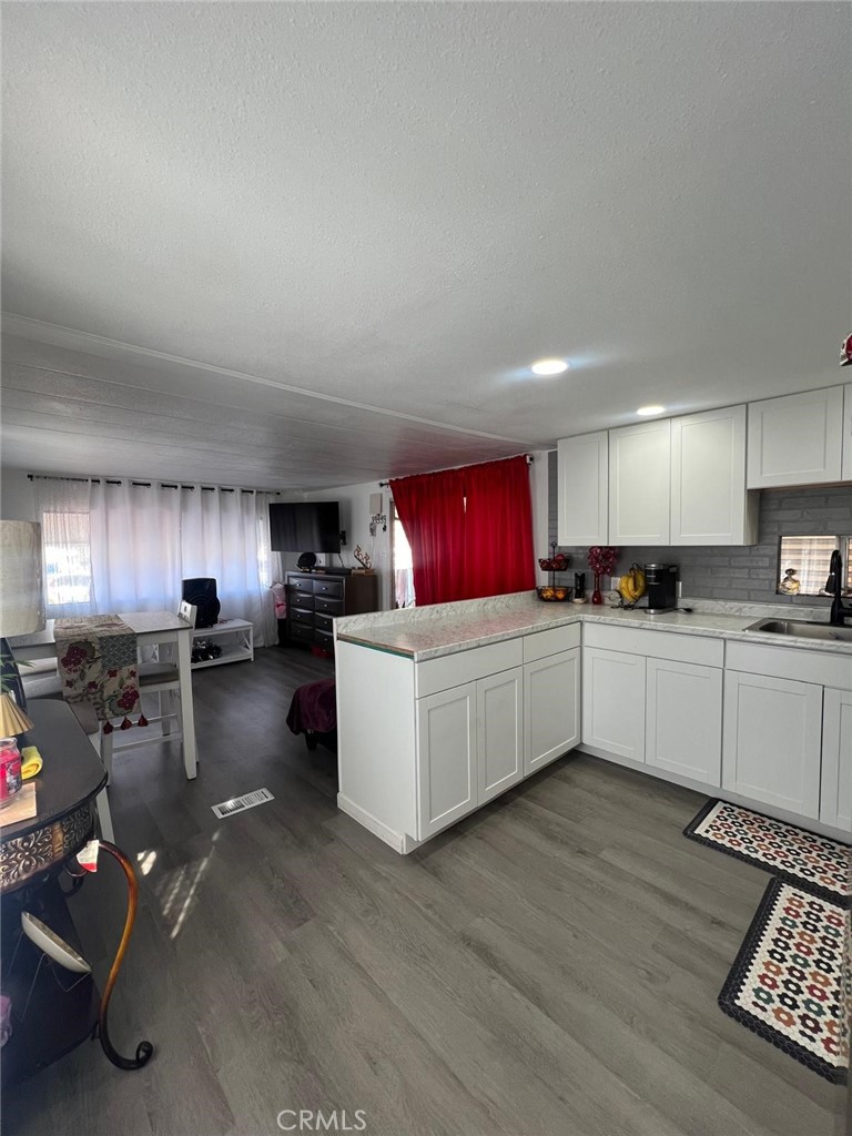 2191 Harbor Boulevard 75 Property Photo 9