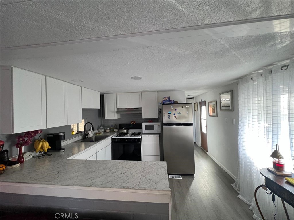 2191 Harbor Boulevard 75 Property Photo 11