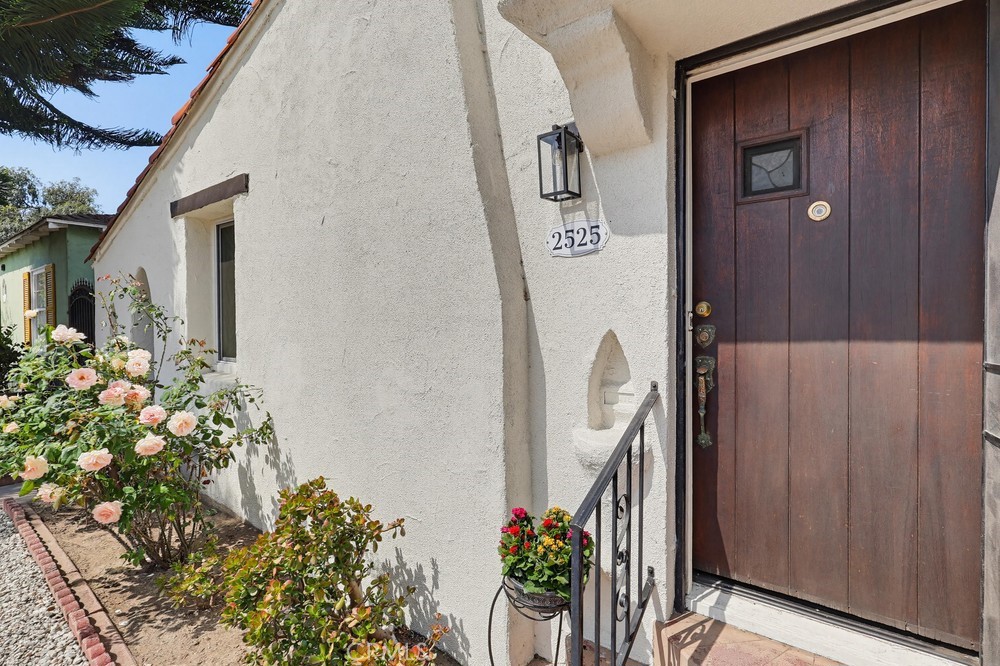 2525 Fashion Avenue Property Photo 4