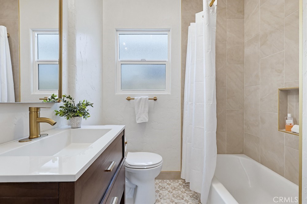 2525 Fashion Avenue Property Photo 26