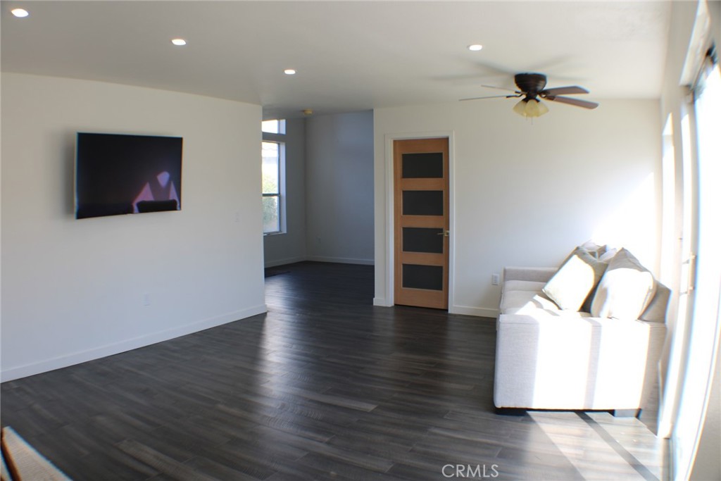 1915 E 120th Street Property Photo 2