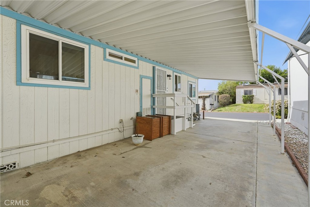 1456 E Philadelphia Street 275 Property Photo 25