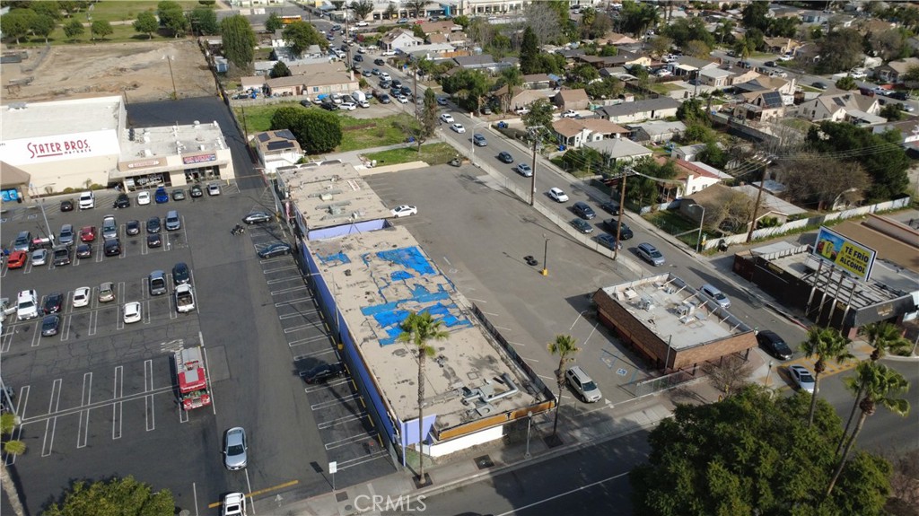 5563 Mission Property Photo 3
