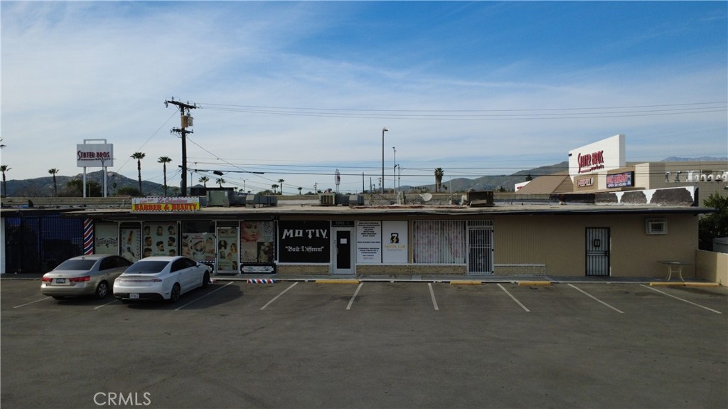 5563 Mission Property Photo 9