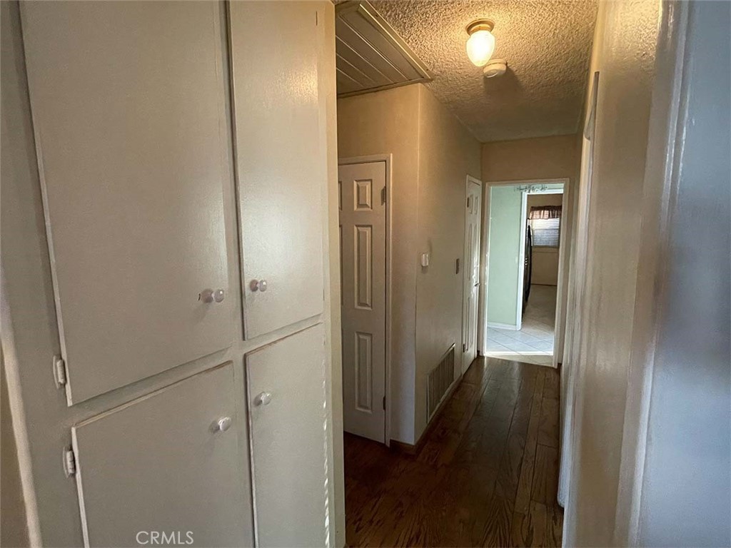514 N Balton Avenue Property Photo 27