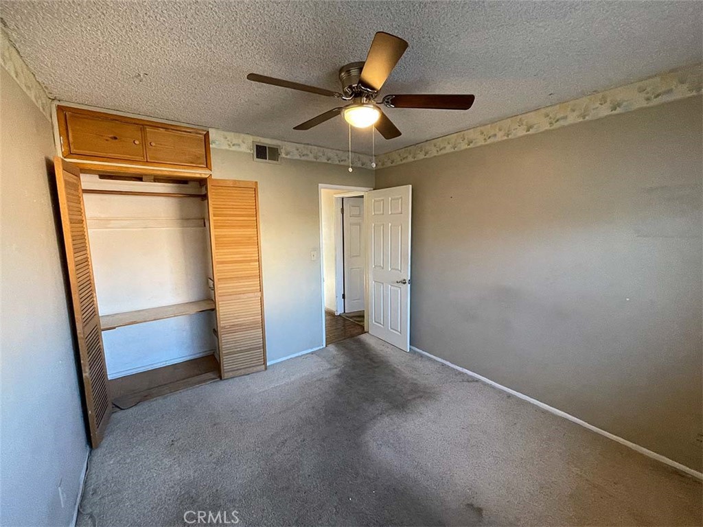 514 N Balton Avenue Property Photo 33
