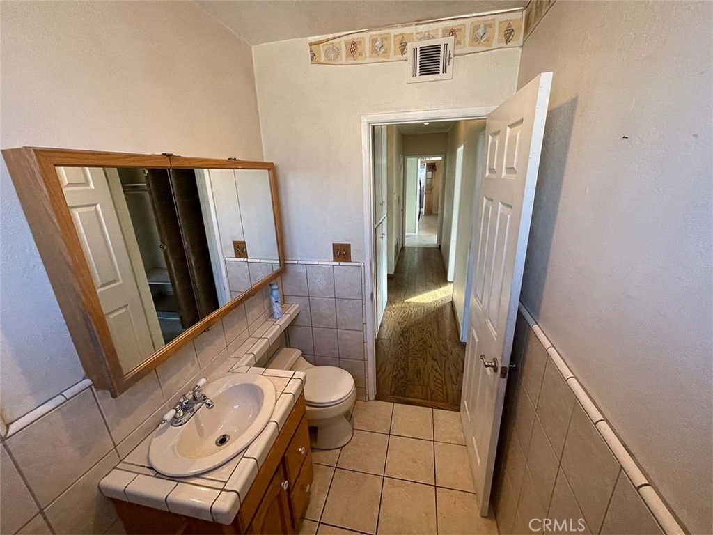 514 N Balton Avenue Property Photo 47
