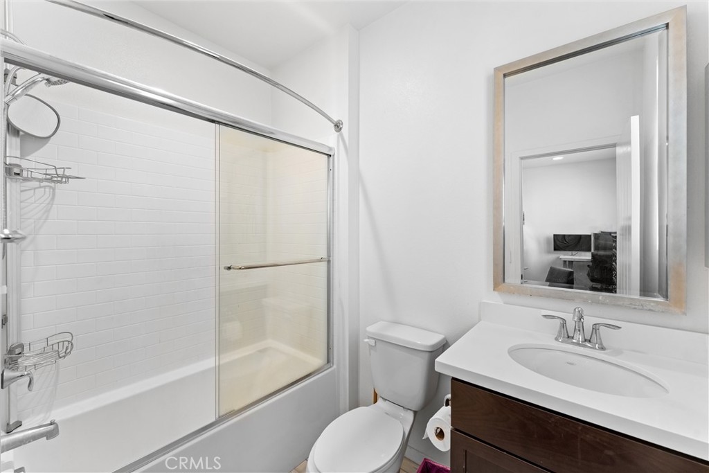843 Sunburst Way Property Photo 17