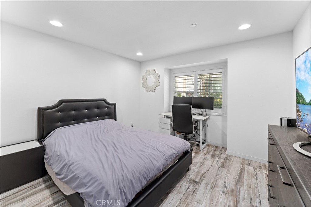 843 Sunburst Way Property Photo 18