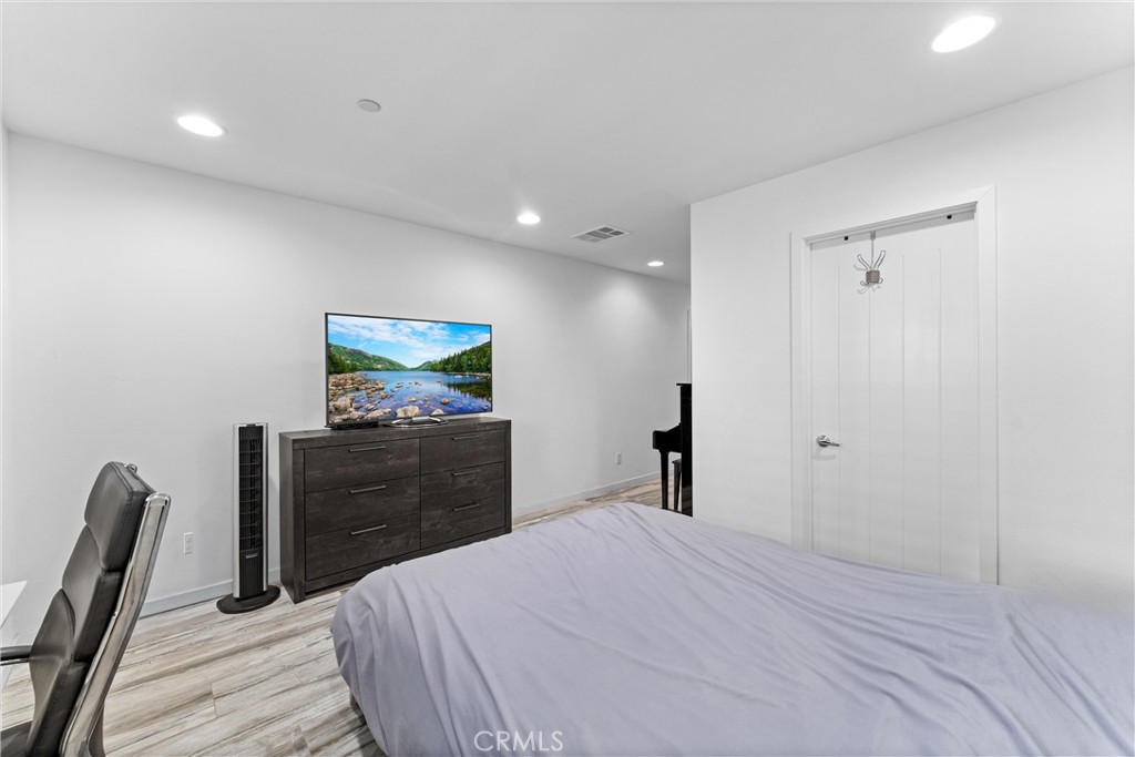 843 Sunburst Way Property Photo 19