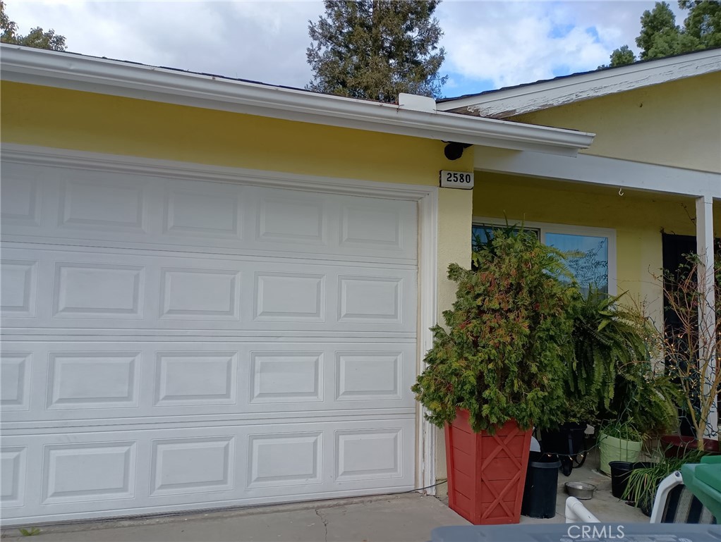 2580 Jackson Property Photo 2