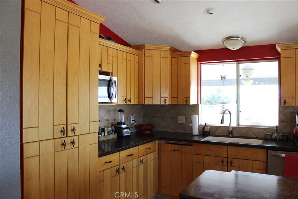 150061 Seminole Trail Property Photo 6