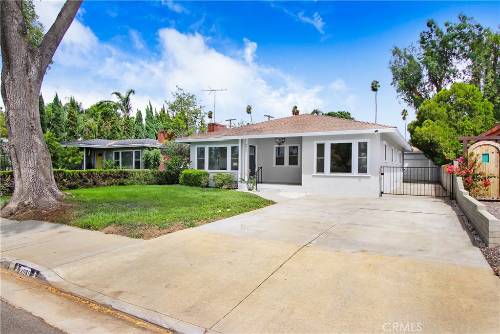 4061 Maplewood Pl Property Photo 1