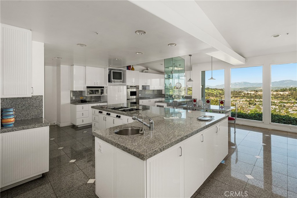 2820 Shadow Canyon Drive Property Photo 26
