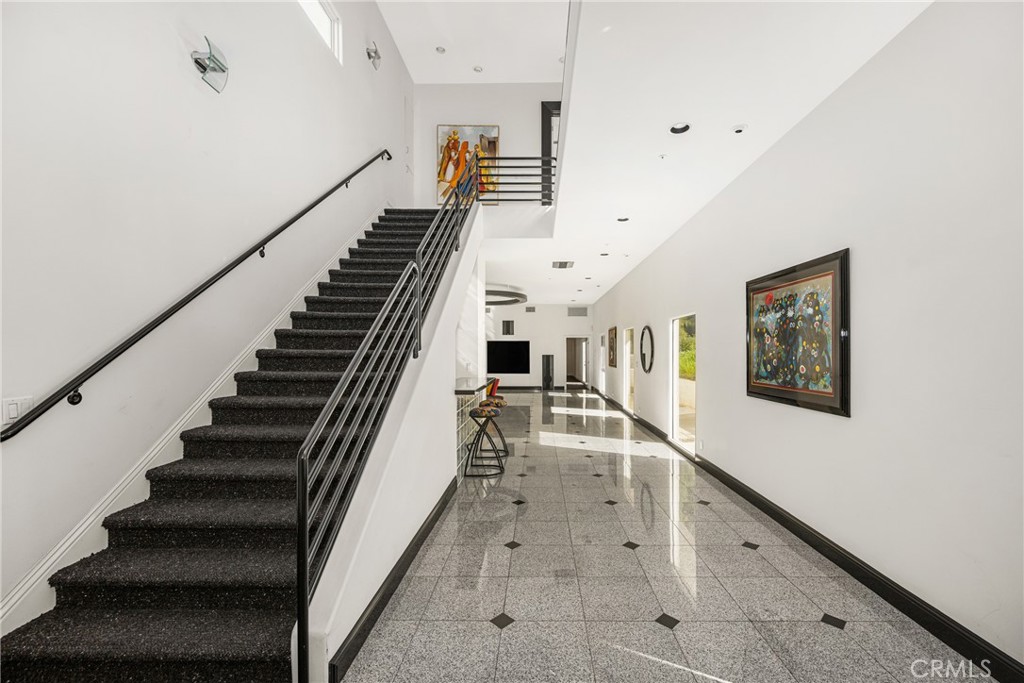2820 Shadow Canyon Drive Property Photo 32