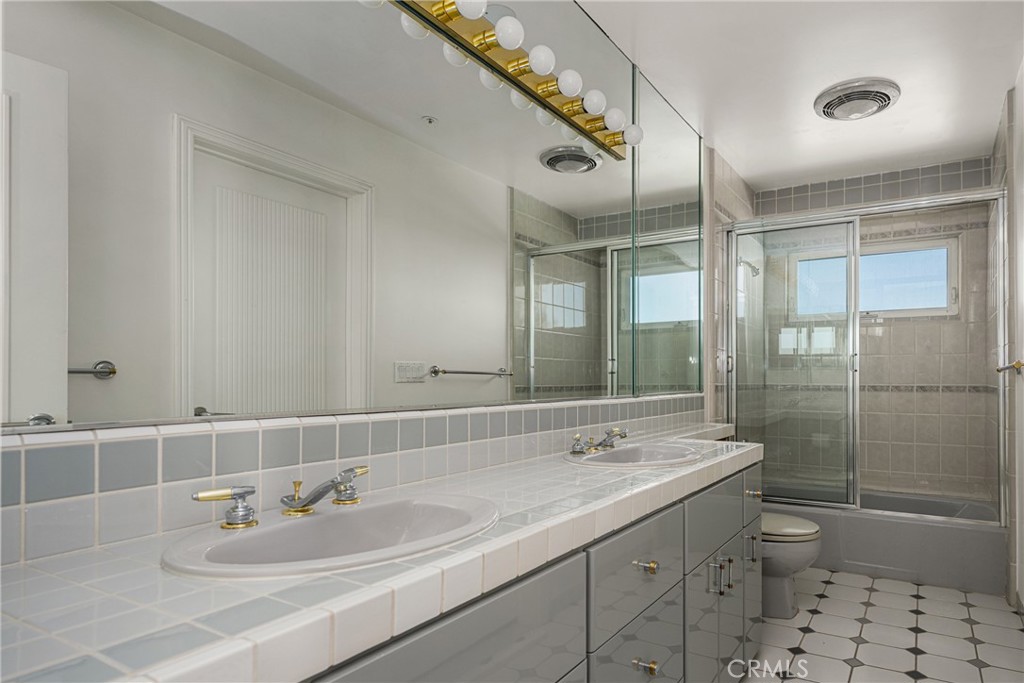 2820 Shadow Canyon Drive Property Photo 42