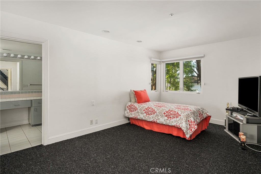 2820 Shadow Canyon Drive Property Photo 43