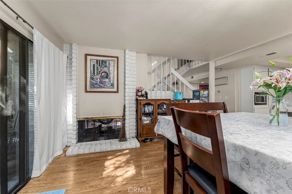 2502 N Tustin C Property Photo 17