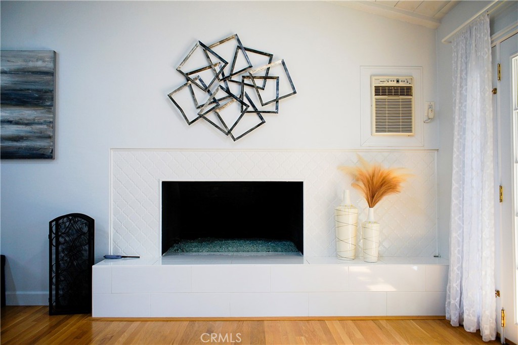 2019 Valencia Property Photo 7
