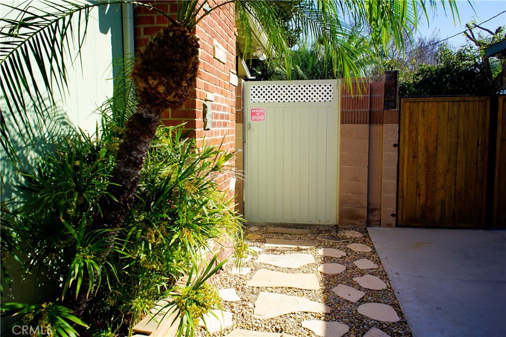 2019 Valencia Property Photo 17