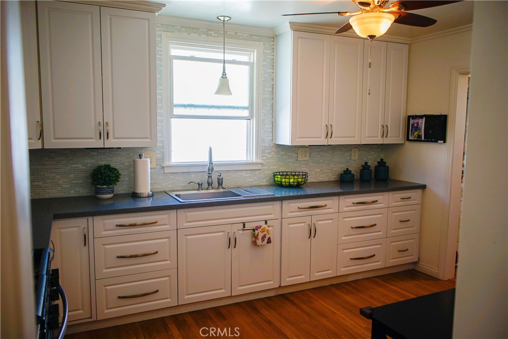 2019 Valencia Property Photo 23