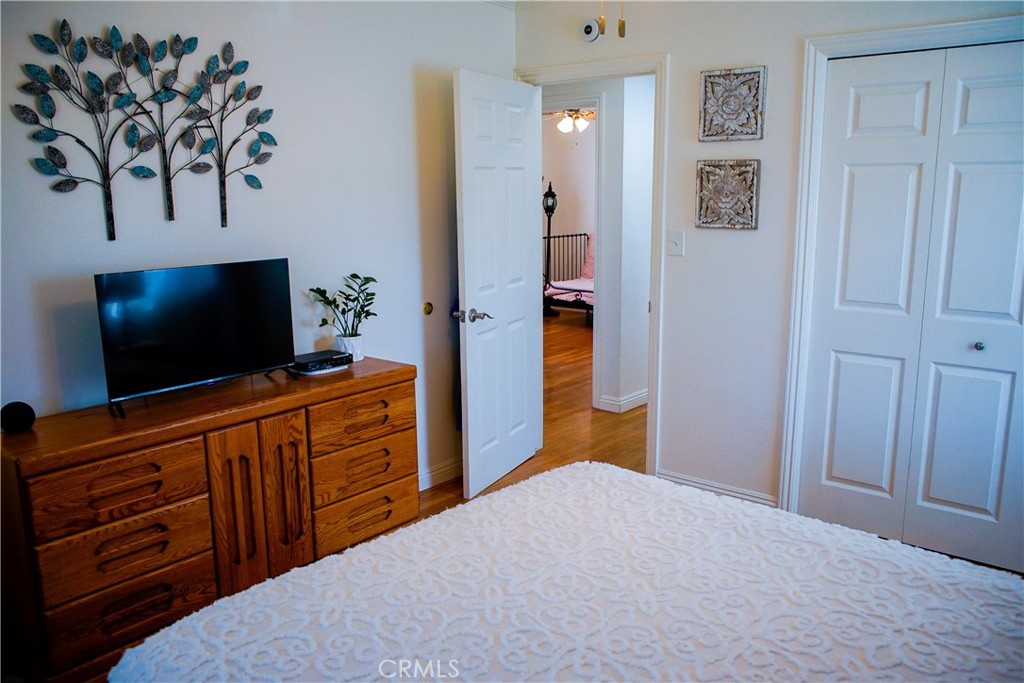 2019 Valencia Property Photo 31