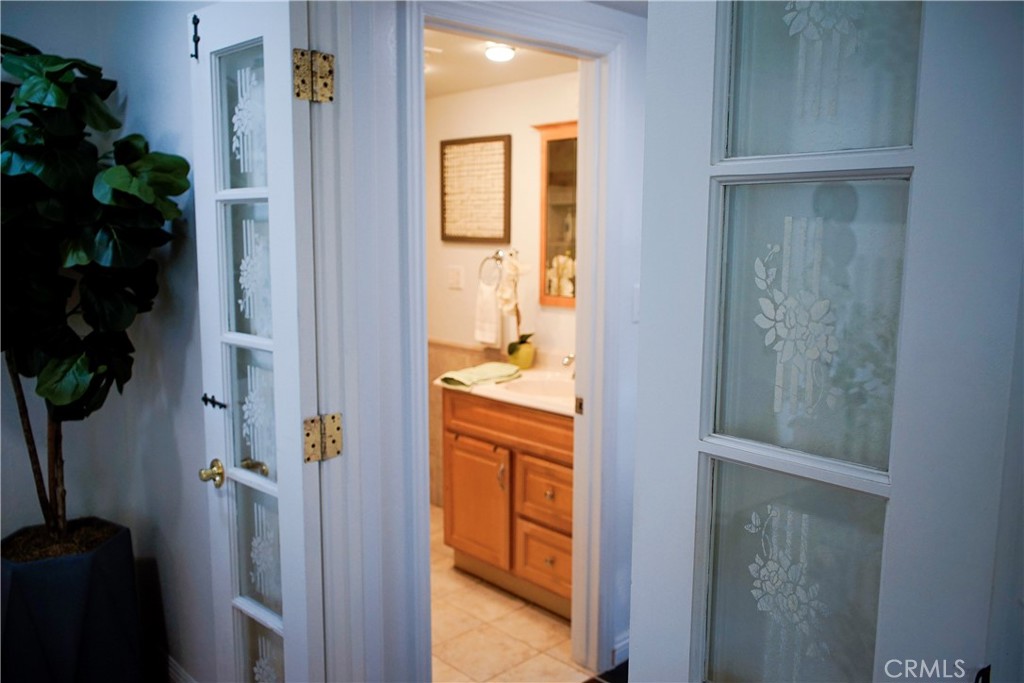 2019 Valencia Property Photo 40