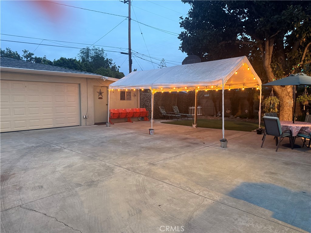 2019 Valencia Property Photo 43