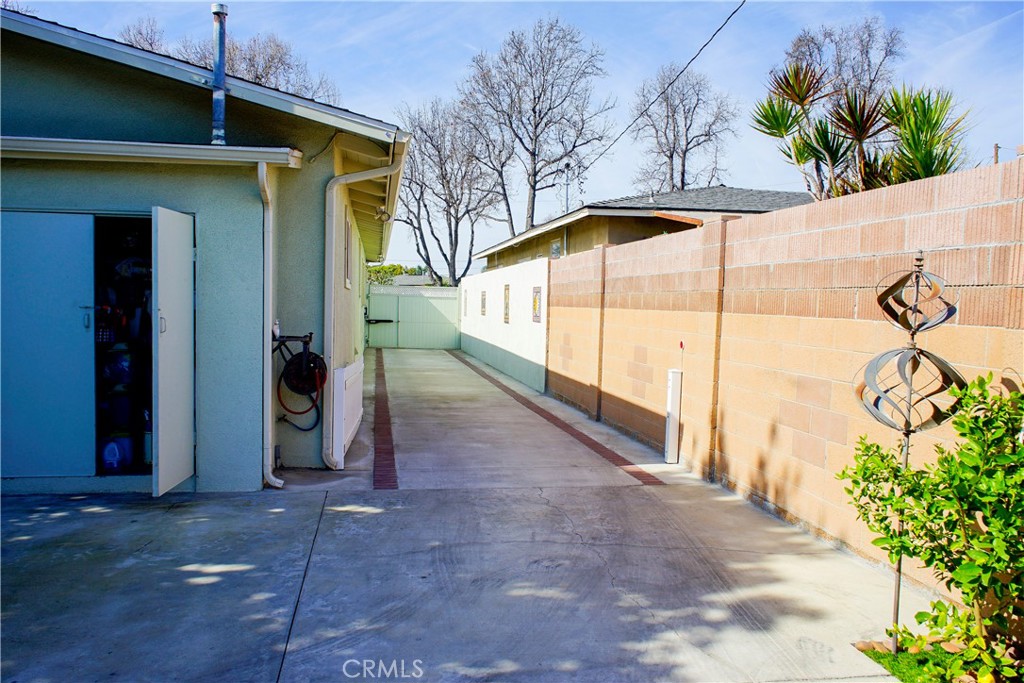 2019 Valencia Property Photo 52