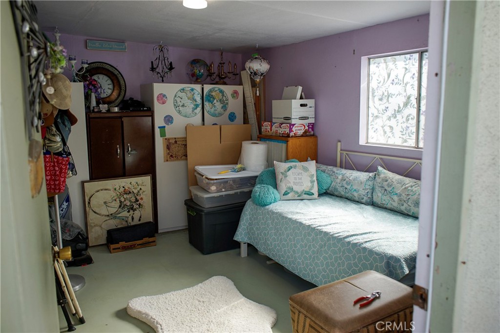 2019 Valencia Property Photo 57