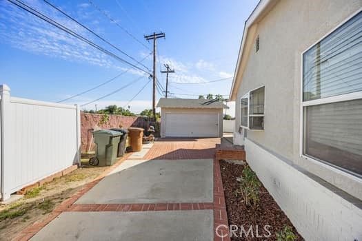 456 El Camino Property Photo 14