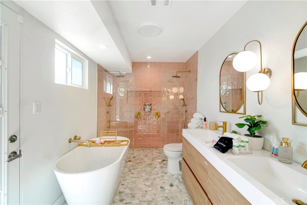 2280 Acacia W Property Photo 2