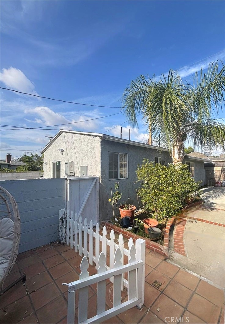 8854 Dorrington Property Photo 3
