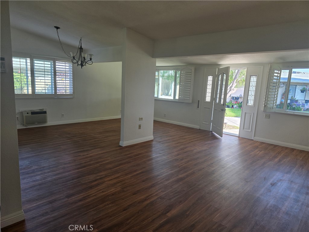 1470 Homewood Road 90g Property Photo 4