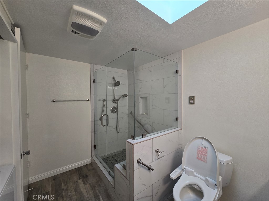 1470 Homewood Road 90g Property Photo 8