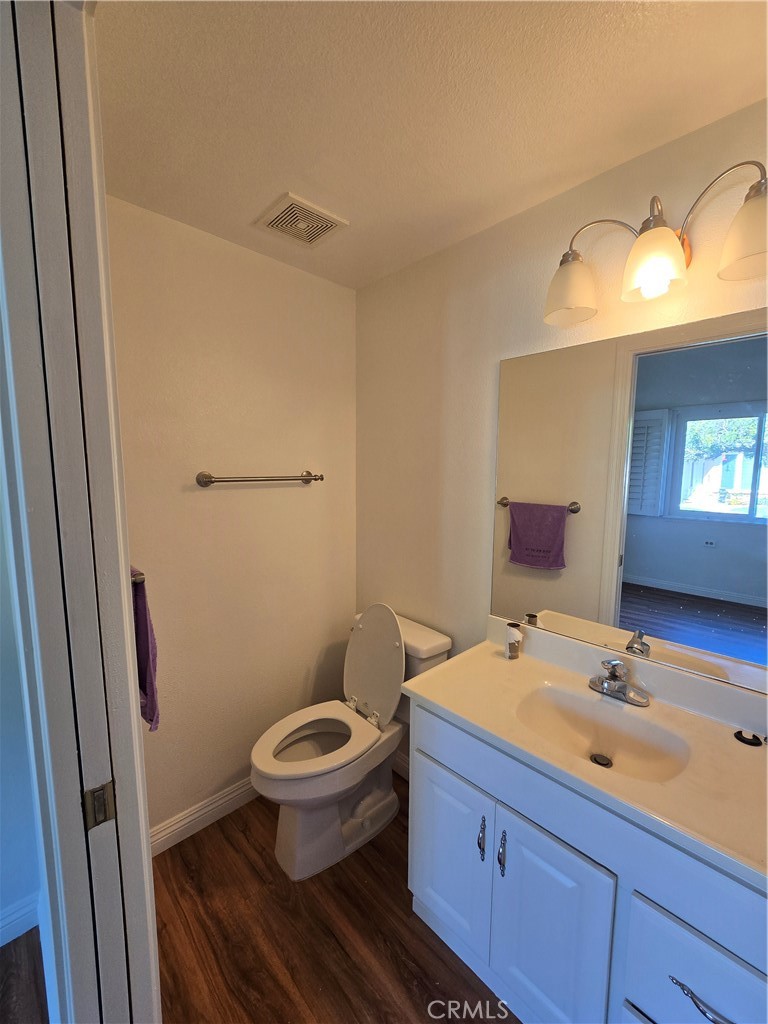 1470 Homewood Road 90g Property Photo 14