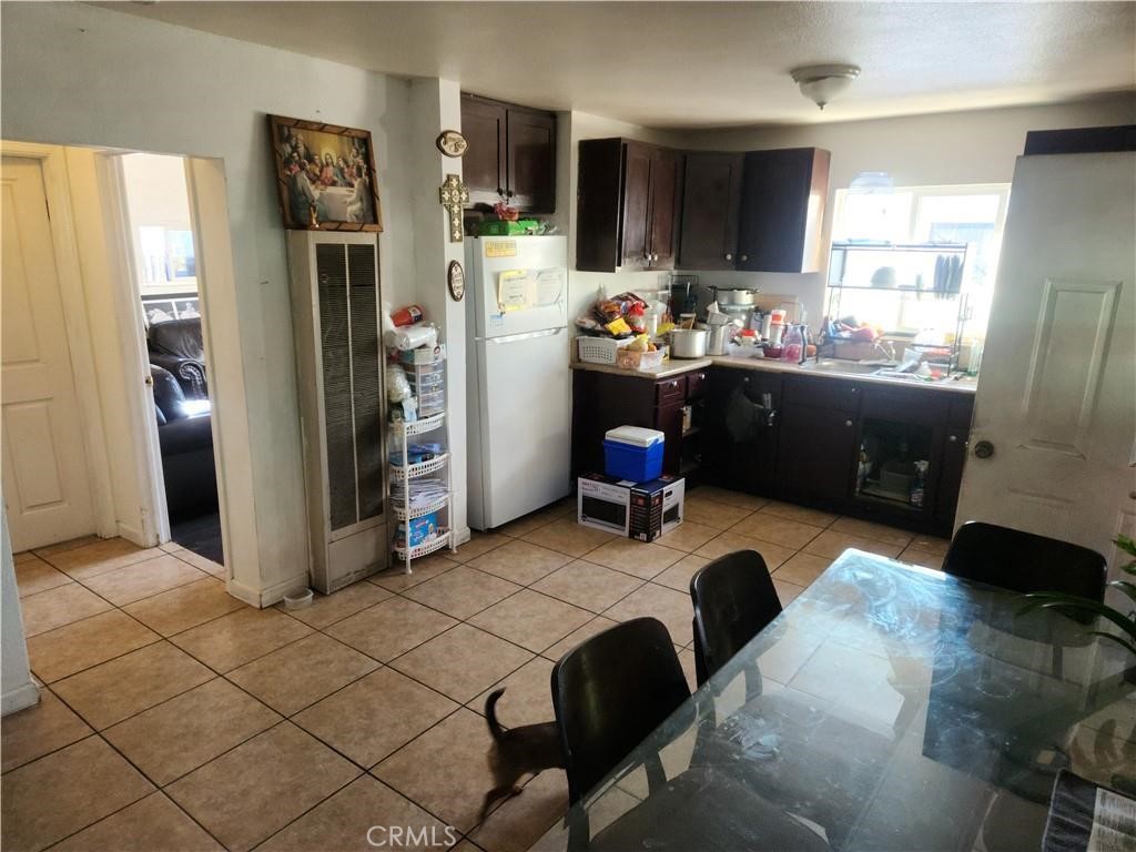 1210 1212 42 Place Property Photo 7